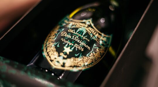 latelier du champagne video Pure Luxe