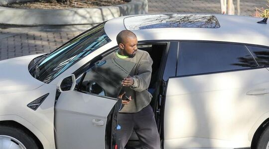 kanye west lamborghini urus Pure Luxe