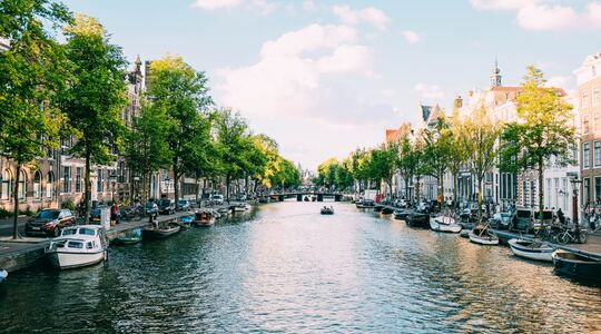 amsterdam-airbnb-steden-wereldwijd-globehunters-Pure-Luxe