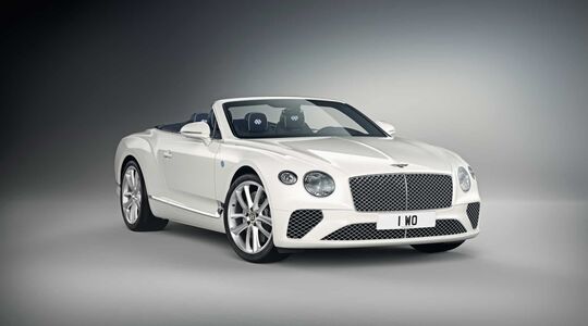 bentley-continental-gtc-bavaria-edition-Mulliner-Pure-Luxe