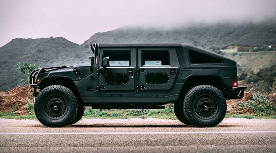 mil-spec hummer h1 06 suv Pure Luxe