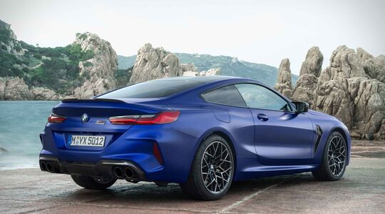 bmw-m8-8-serie-coupe-cabrio-Pure-Luxe-4