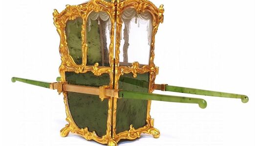 fabergé miniatuur-stoeltje sedan chair veiling Pure Luxe