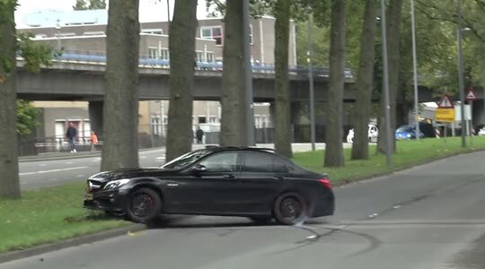 mercedes-amg c 63 ahoy rotterdam 100% auto live Pure Luxe