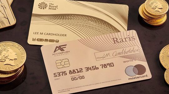 royal mint solid gold payment card creditcard Pure Luxe