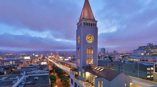 san fransisco clocktower penthouse woning Compass Pure Luxe