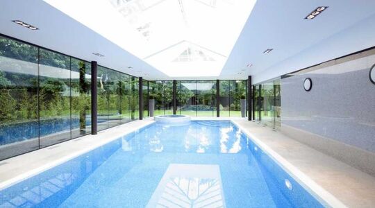 georginio wijnaldum voetballer liverpool villa bekende buren Pure Luxe