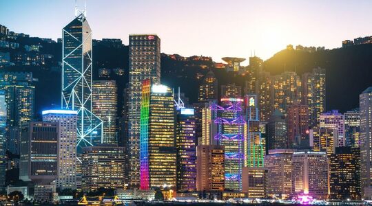 hong kong parkeerplaats the center wolkenkrabber Pure Luxe