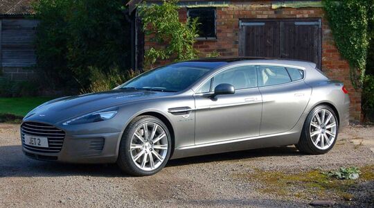 bertone aston martin jet 2 shooting brake classic mobilia Pure Luxe
