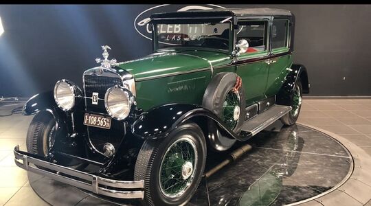 al capone cadillac town car celebrity cars Pure Luxe