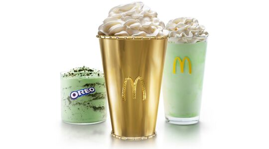 mcdonalds shamrock shake milkshake beker veiling Pure Luxe