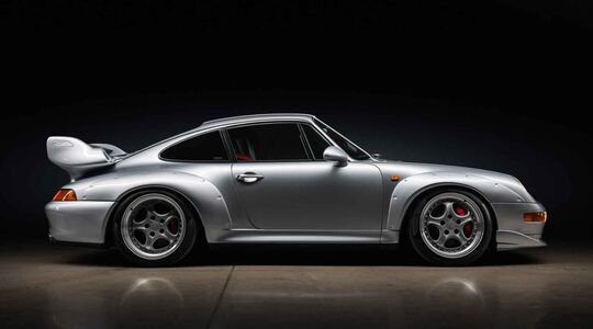 Porsche 911 GT2 Coupé 993 RM Sotheby's Pure Luxe