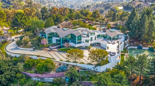 pharrell williams huis beverly hills los angeles Pure Luxe
