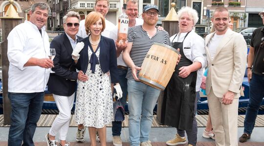 de Hollandse Nieuwe AIX rosé Sofitel Legend The Grand Pure Luxe