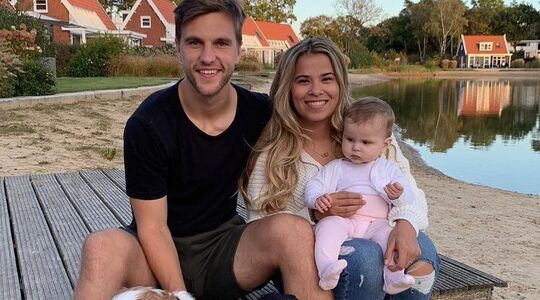 Illustratie voor: Voetballer Joël Veltman verkoopt penthouse in Amsterdam
