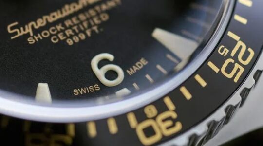 Jaws horloge
