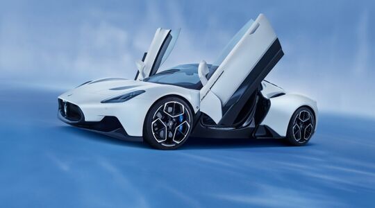 Maserati-MC20-9