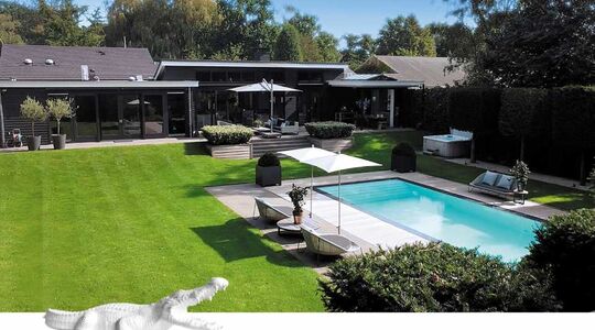 Ronaldo Koeman villa