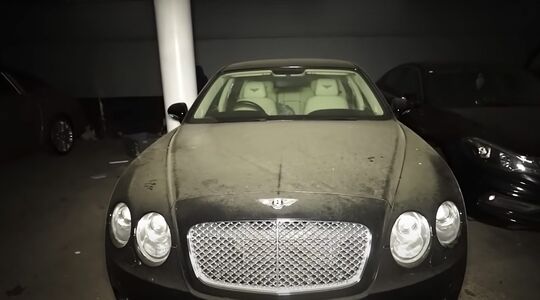 verlaten garage-1