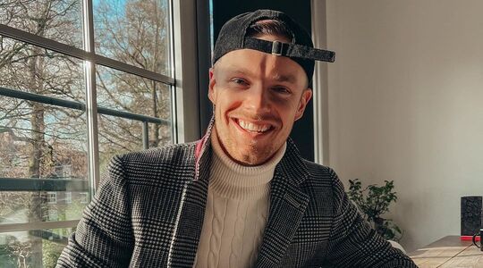 Enzo Knol
