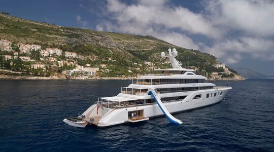 Feadship Aquarius