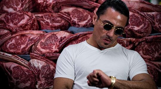 Ophef Salt Bae
