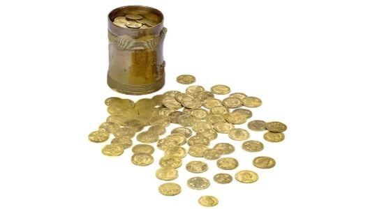Pot met gouden munten-01