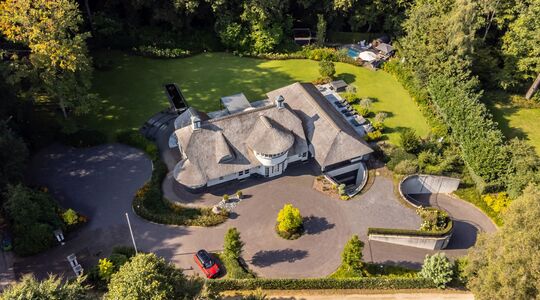 Rietgedekt-landhuis-03