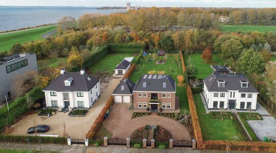 Villa Almere