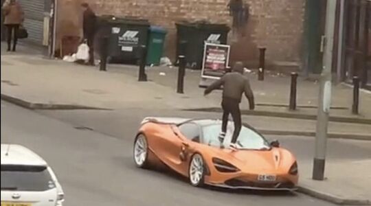 McLaren 720S