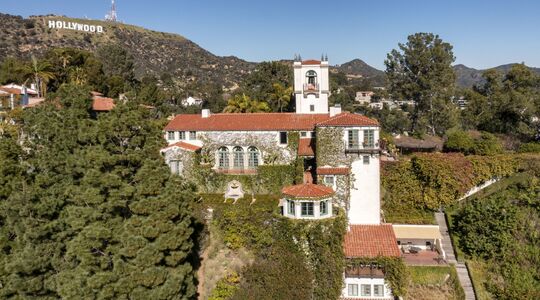 Hollywood-villa-01