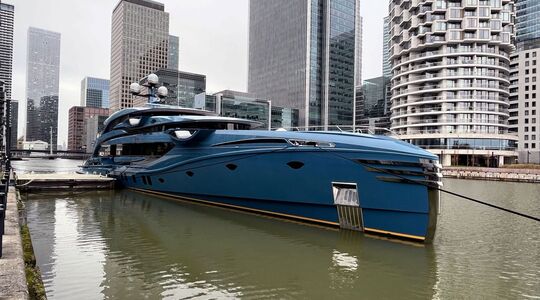Royal Huisman Phi-03