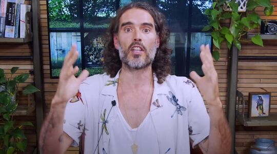 russell brand vermogen