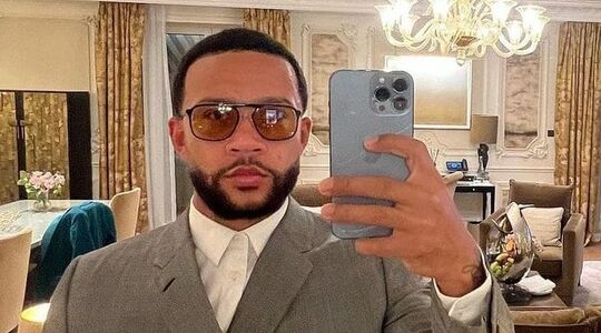 De unieke Rolex Daytona in mooi roze van Memphis Depay