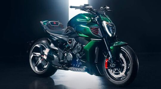 Bentley en Ducati slaan de handen ineen voor een limited edition power cruiser van $70,000