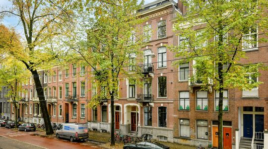 Duncan Laurence zet zijn appartement in Amsterdam snel te koop voor een lagere prijs
