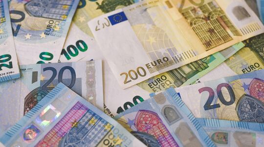 Twee Amerikanen hebben bij de Powerball-loterij $ 1,8 miljard gewonnen