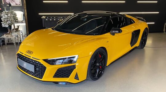 Audi R8