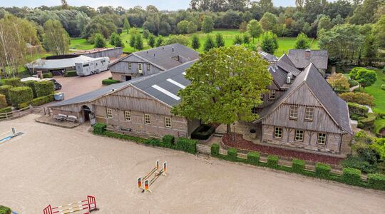 Manege op Funda