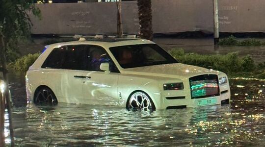 Rolls-Royce noodweer Dubai