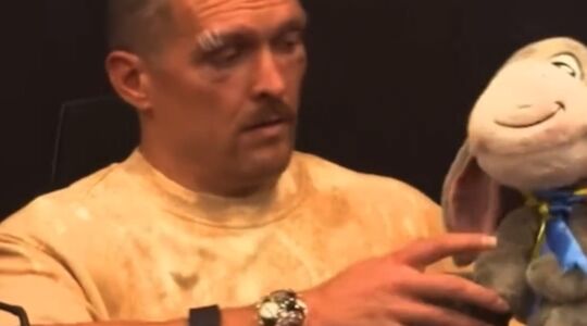 Oleksandr Usyk 'Ring of Fire'
