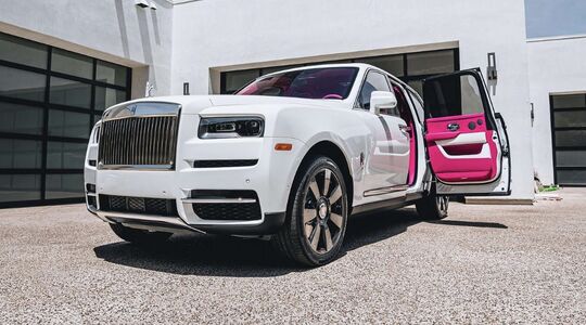 Rolls-Royce Cullinan YouTuber