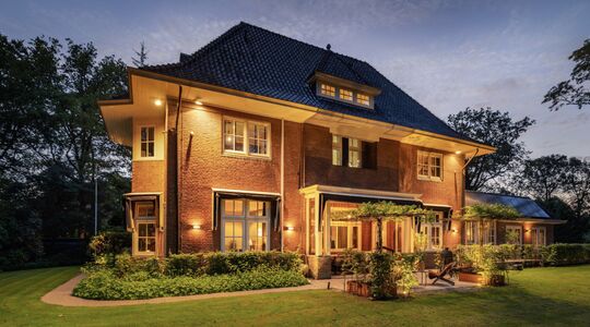 De villa van Chazia Mourali in Hilversum