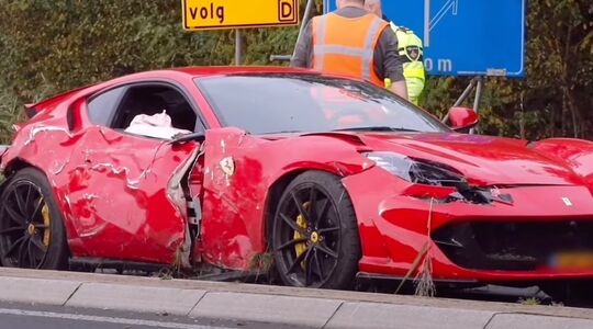 Ferrari ongeval Twente