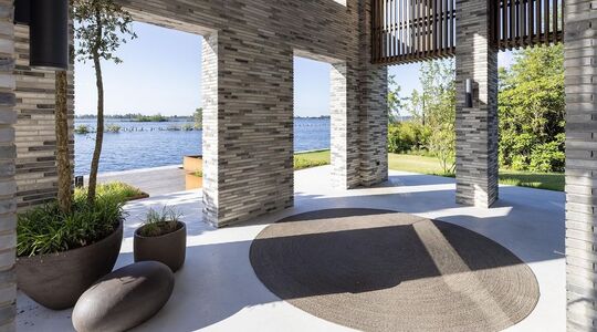 Villa Action-directeur
