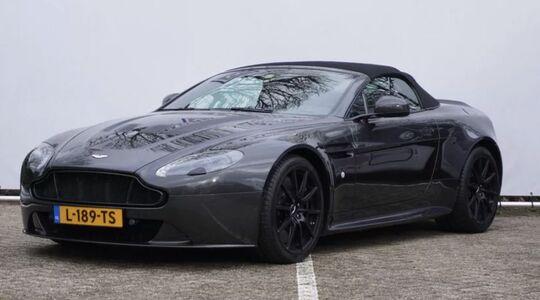 Aston Martin V12 Vantage S Roadster