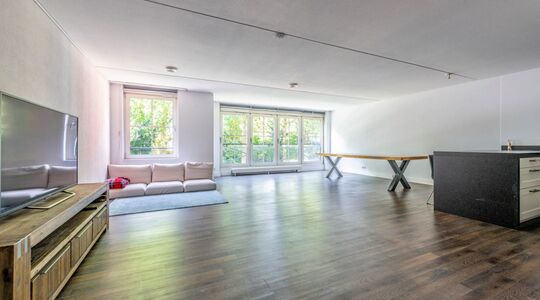 Enzo Knol appartement