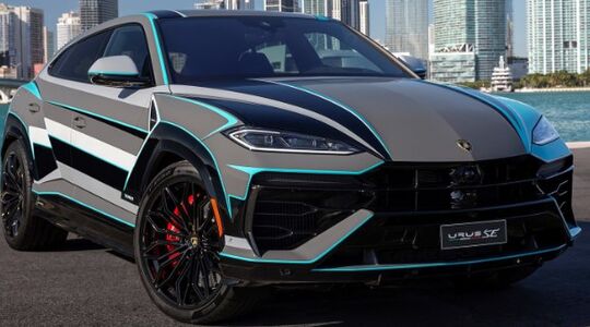 Lamborghini Urus SE Miami