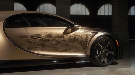 Zijkant van de Bugatti Golden Era