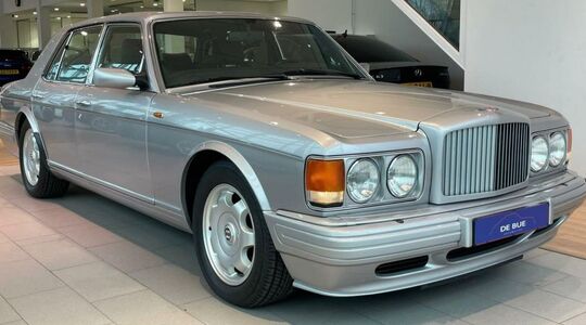 De Bentley Turbo R SWB (Short Wheelbase) uit 1996